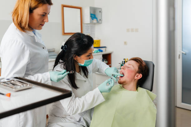 Best Emergency Cosmetic Dentistry (e.g., broken veneers) in Aurora, MO